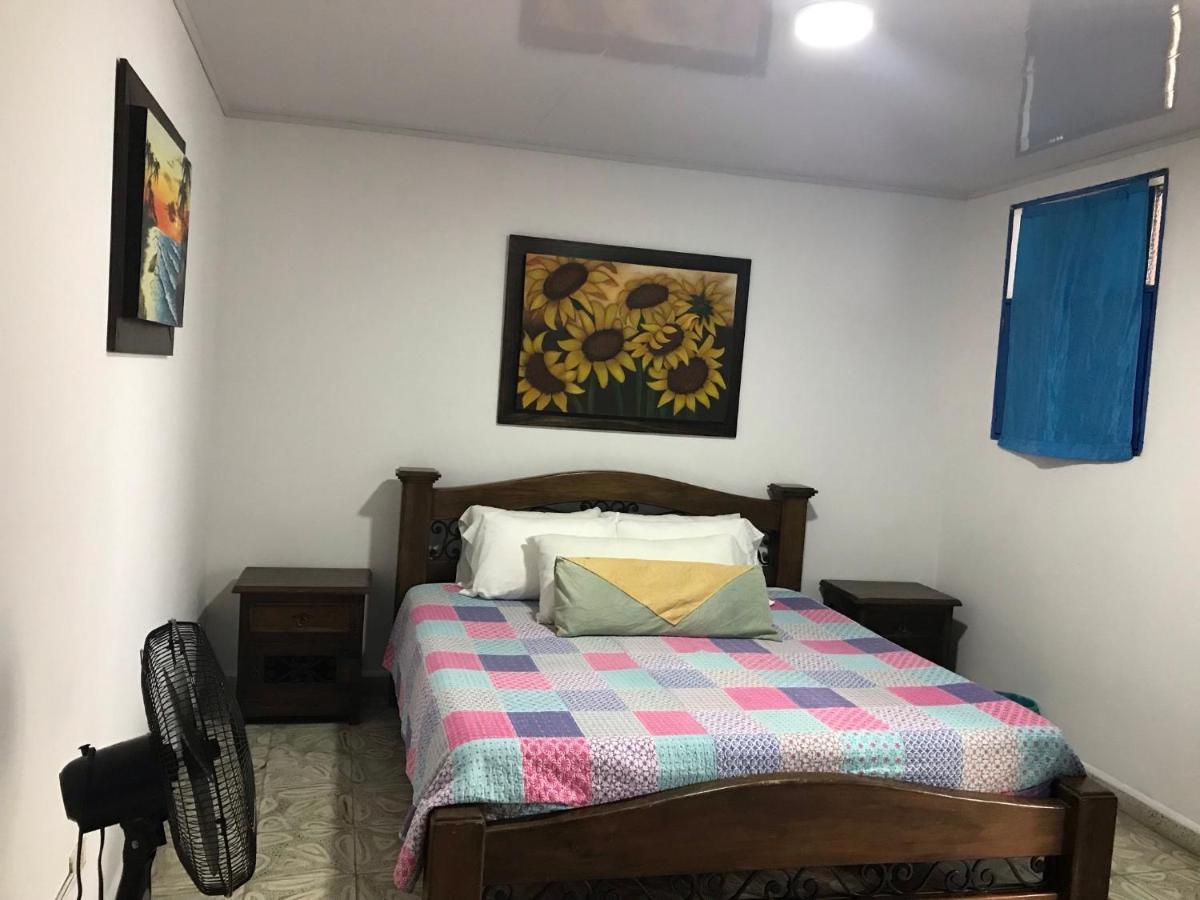 Hostal Maderos 산타 로사 데 카발 외부 사진